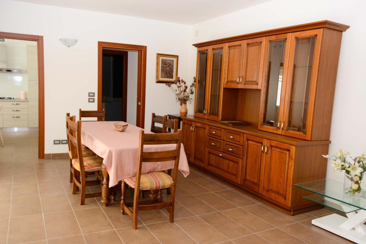 Rinaldi House Bed and Breakfast Torriana Buitenkant foto