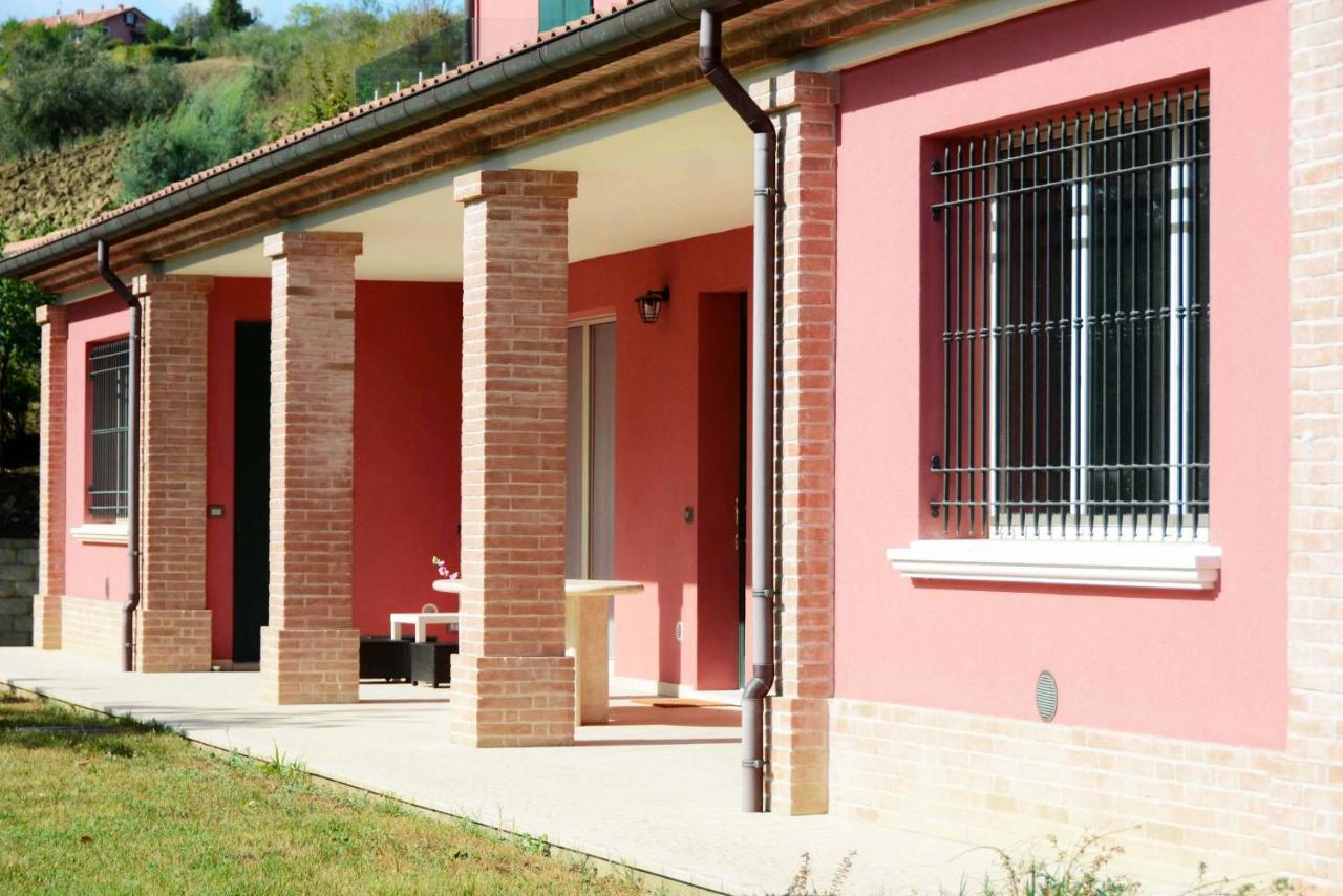 Rinaldi House Bed and Breakfast Torriana Buitenkant foto
